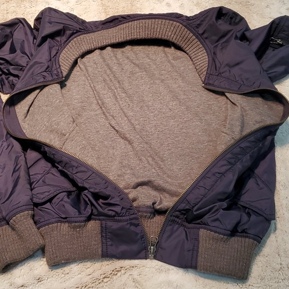 J.Crew Navy and Grey Relaxed Bonded Nylon Bomber Full Zip Jacket Size Small - Picture 5 of 7